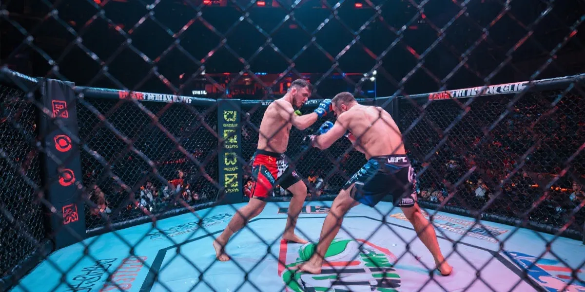 在世俱杯体验8K极致视觉，MMA铁粉的终极观赛指南